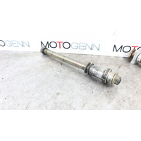 Triumph Tiger 955 2006 front wheel axle shaft spindle  