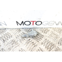 Yamaha MT-10 MT10 2016 seat lock latch