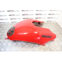 Ducati Diavel 2015 fuel tank top fairing cover - scratch on RH