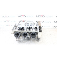 Triumph Daytona 675 06-08 engine motor cylinder head with valves