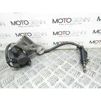 Yamaha FZ1 06 OEM rear brake caliper calliper & master cylinder pump slave